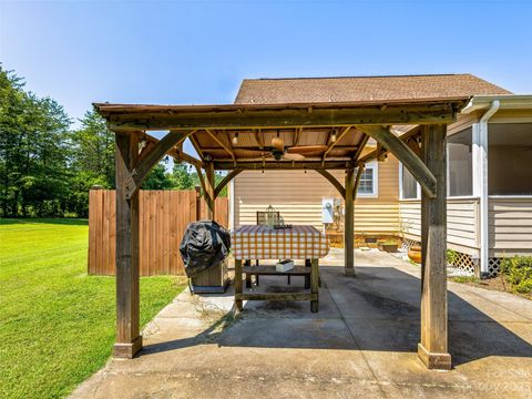 A home in Rutherfordton