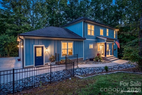 Photo of 122 Brookridge Lane, Mooresville, NC 28117 (MLS # 4430067)
