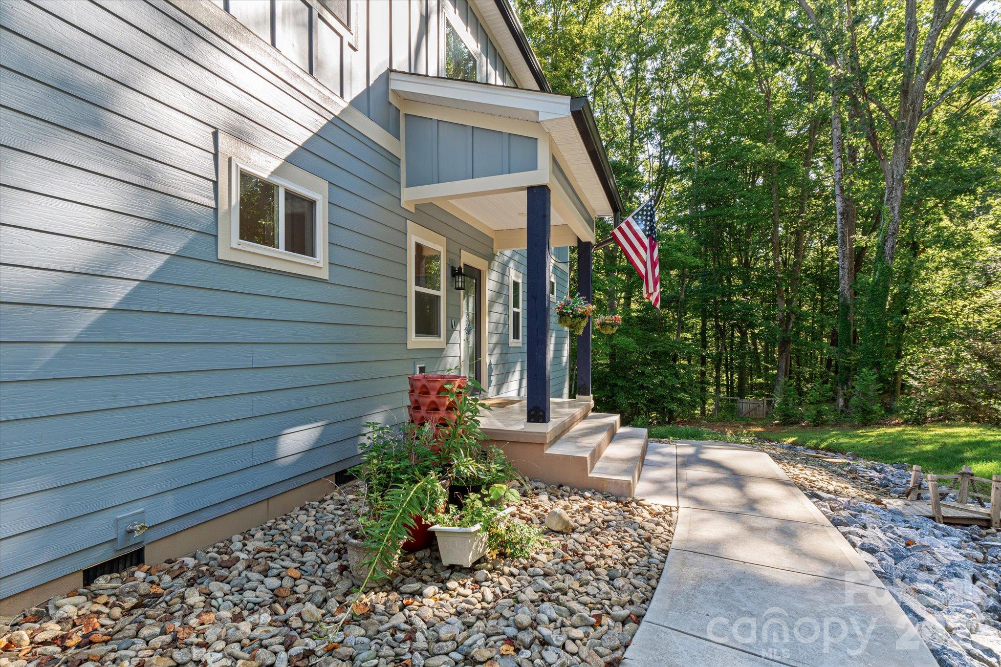 122 Brookridge Lane