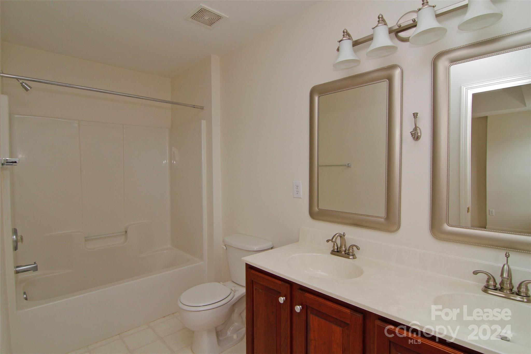 Oakhurst - Residential Lease