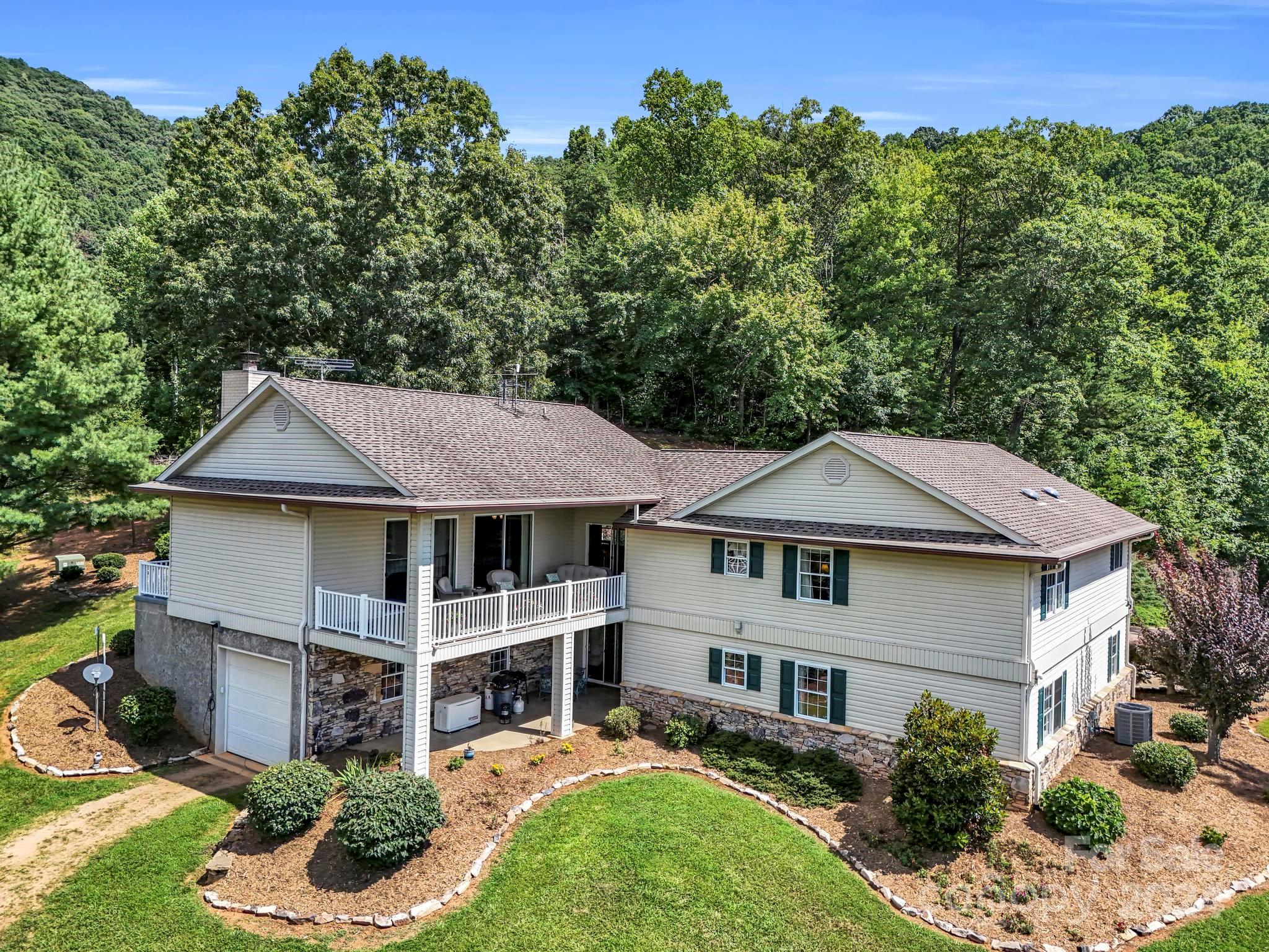 72 Bentwood Drive
