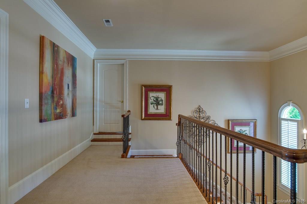 The Peninsula - Residential