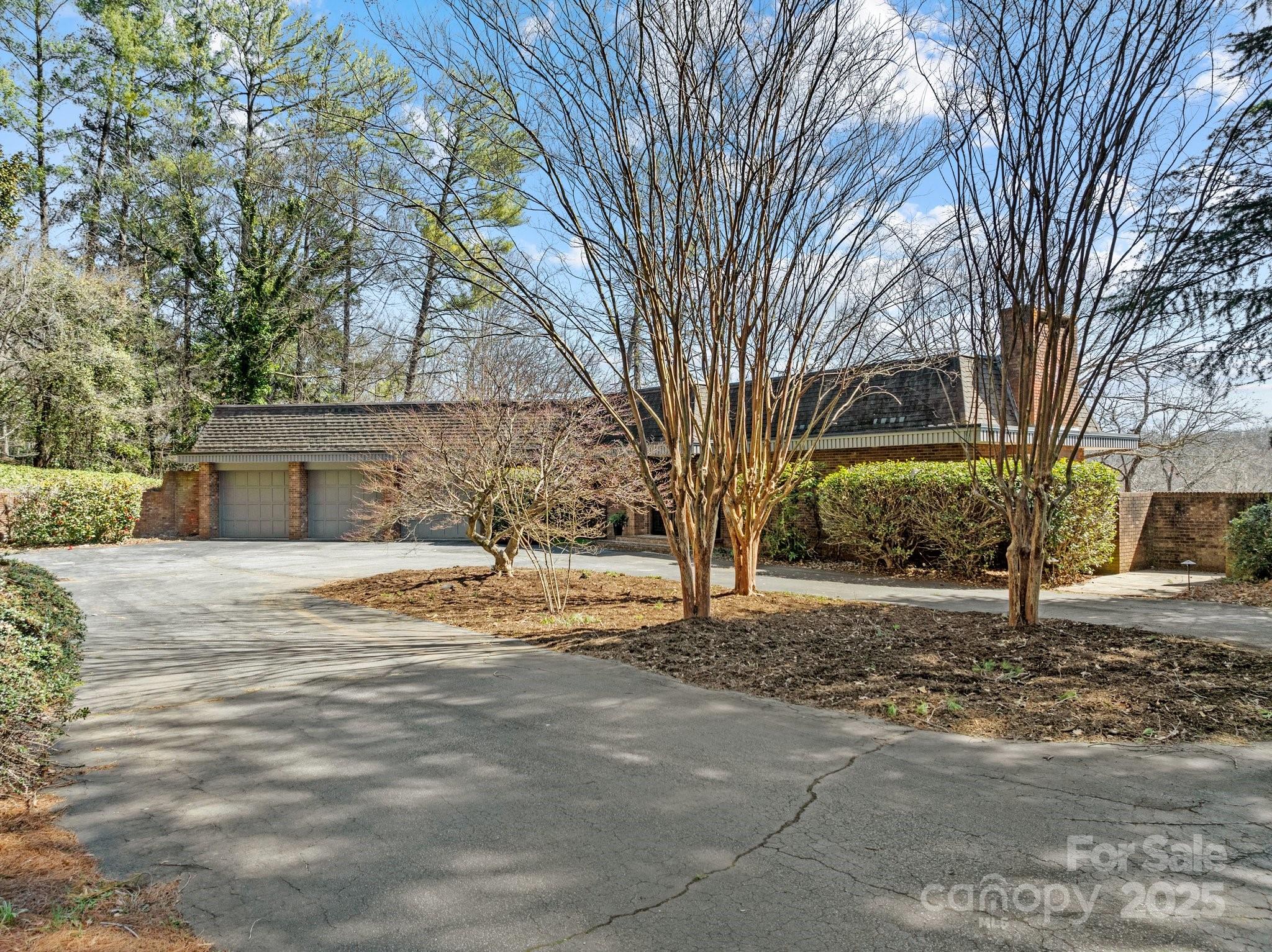 Bermuda Run - Residential