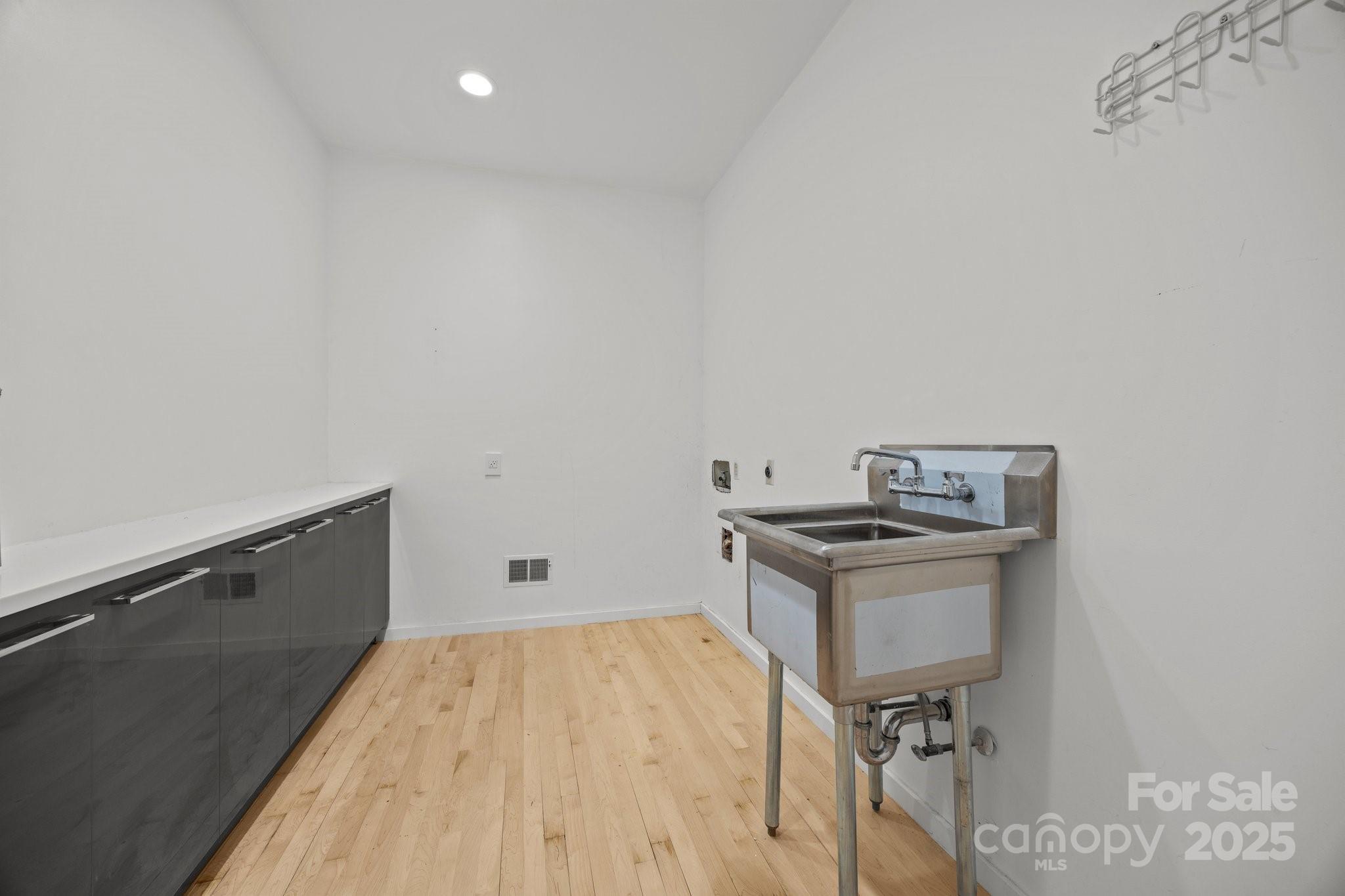 Bermuda Run - Residential