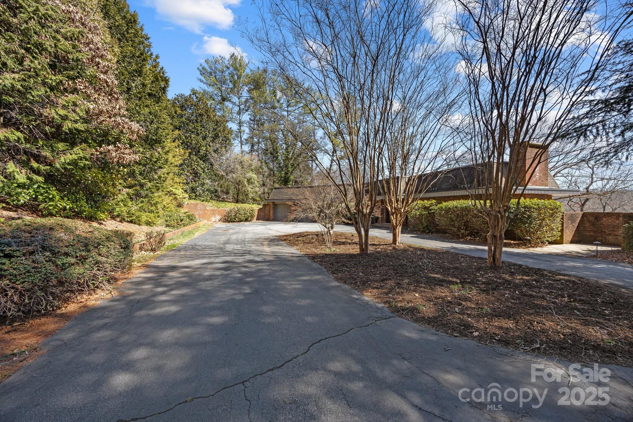 Bermuda Run - Residential