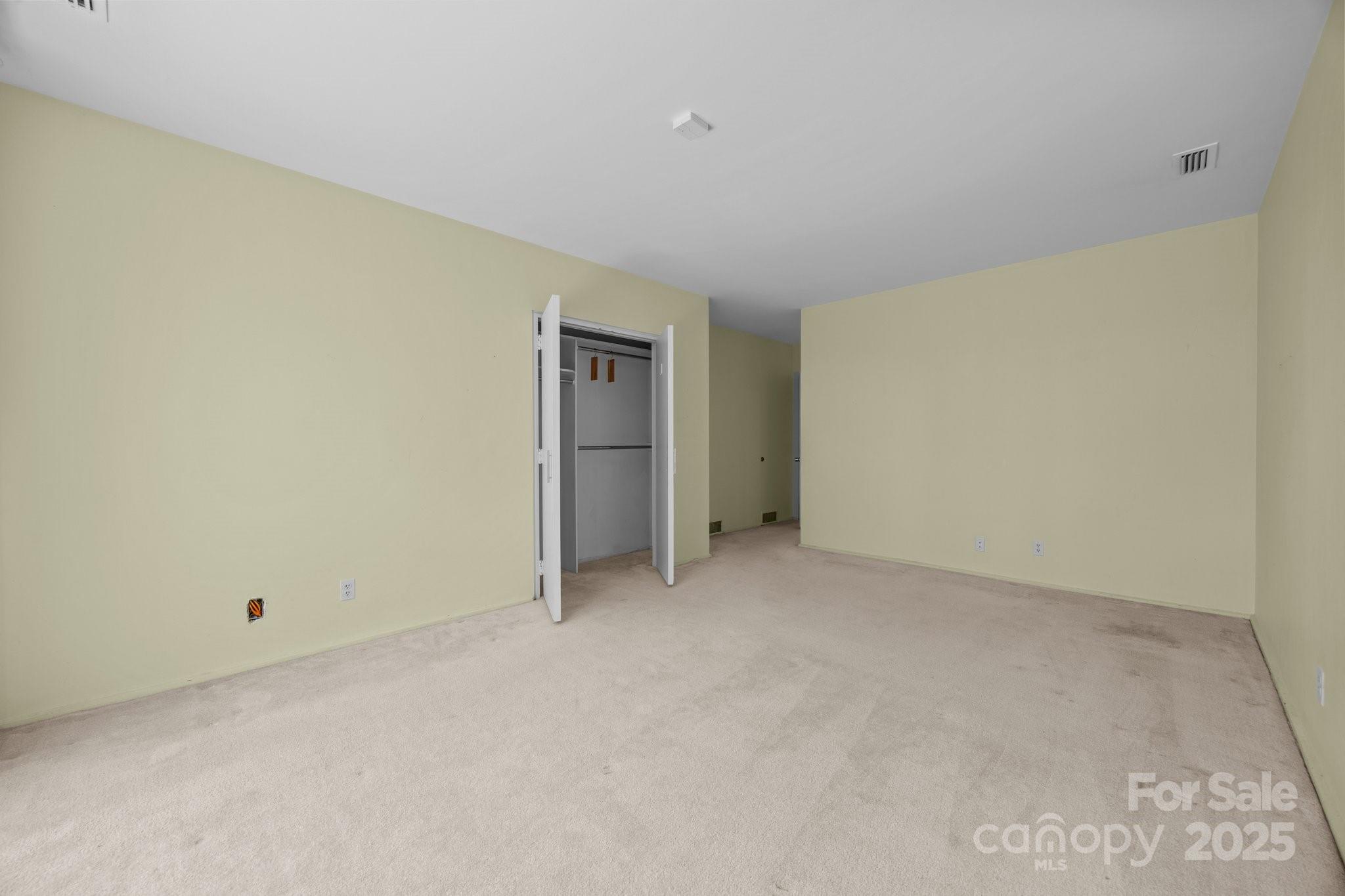 Bermuda Run - Residential