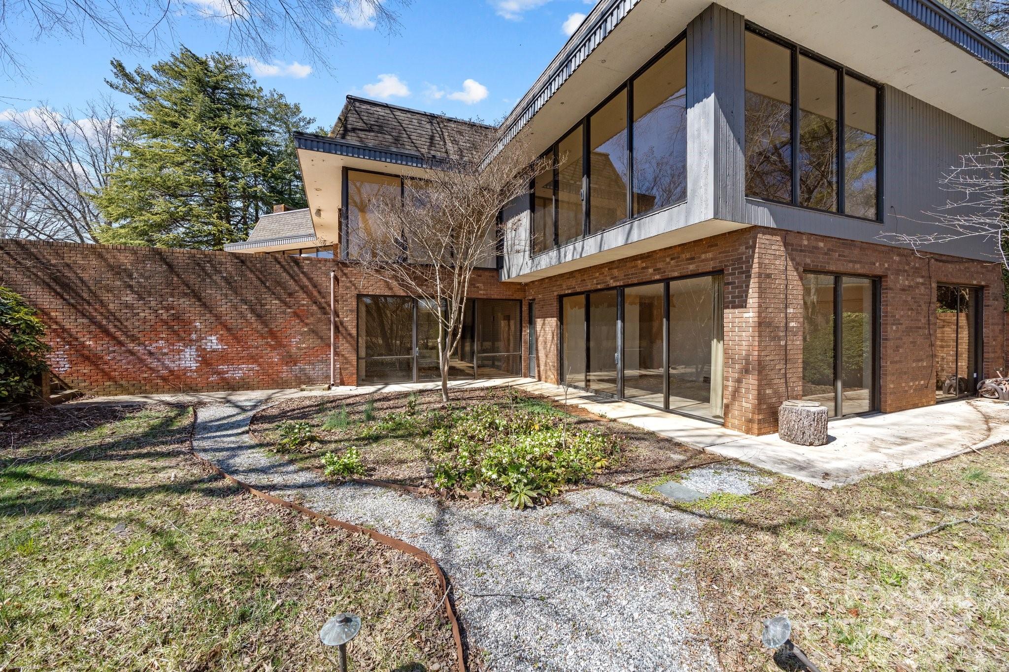 Bermuda Run - Residential