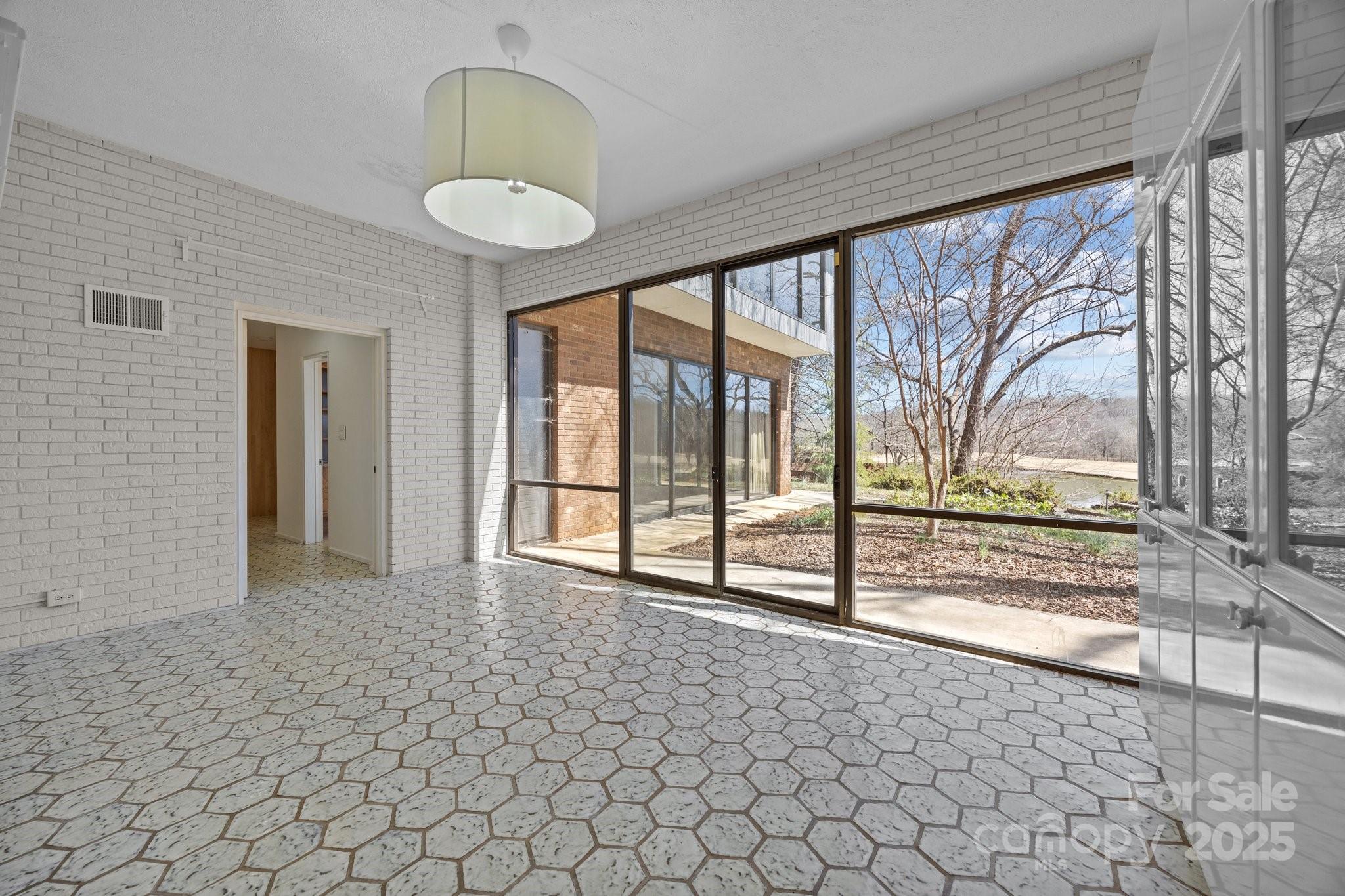 Bermuda Run - Residential