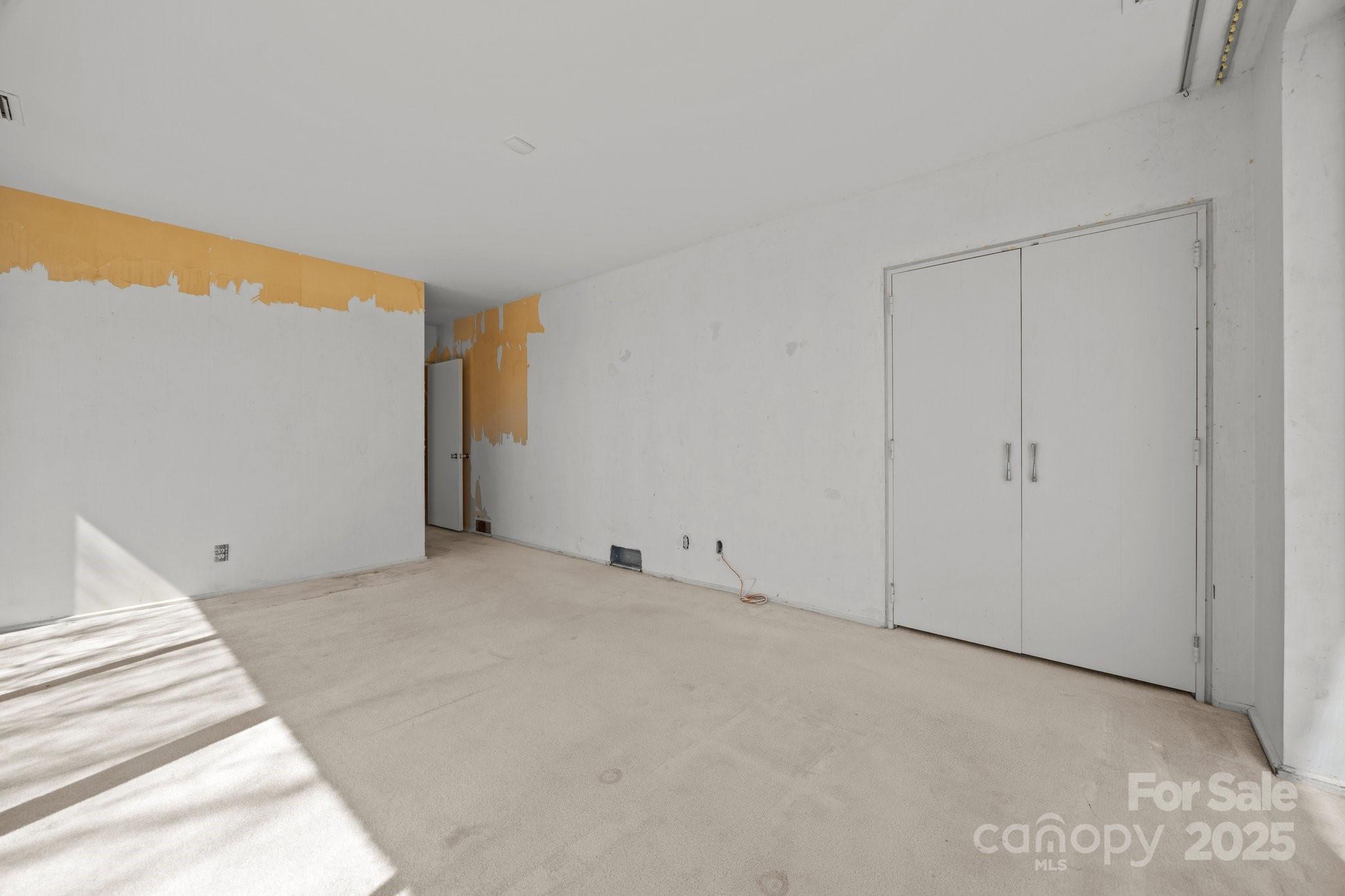 Bermuda Run - Residential