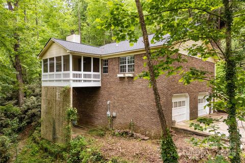 Photo of 608 Surrey Glen Circle, Hendersonville, NC 28739 (MLS # 4264922)