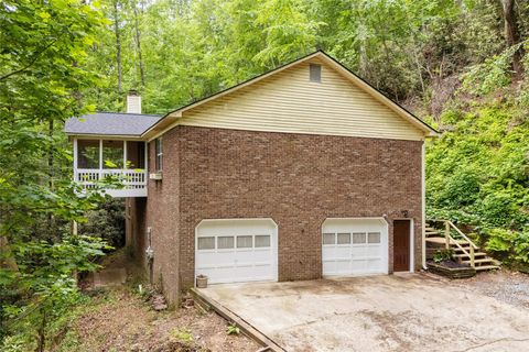 608 Surrey Glen Circle Hendersonville NC 28739