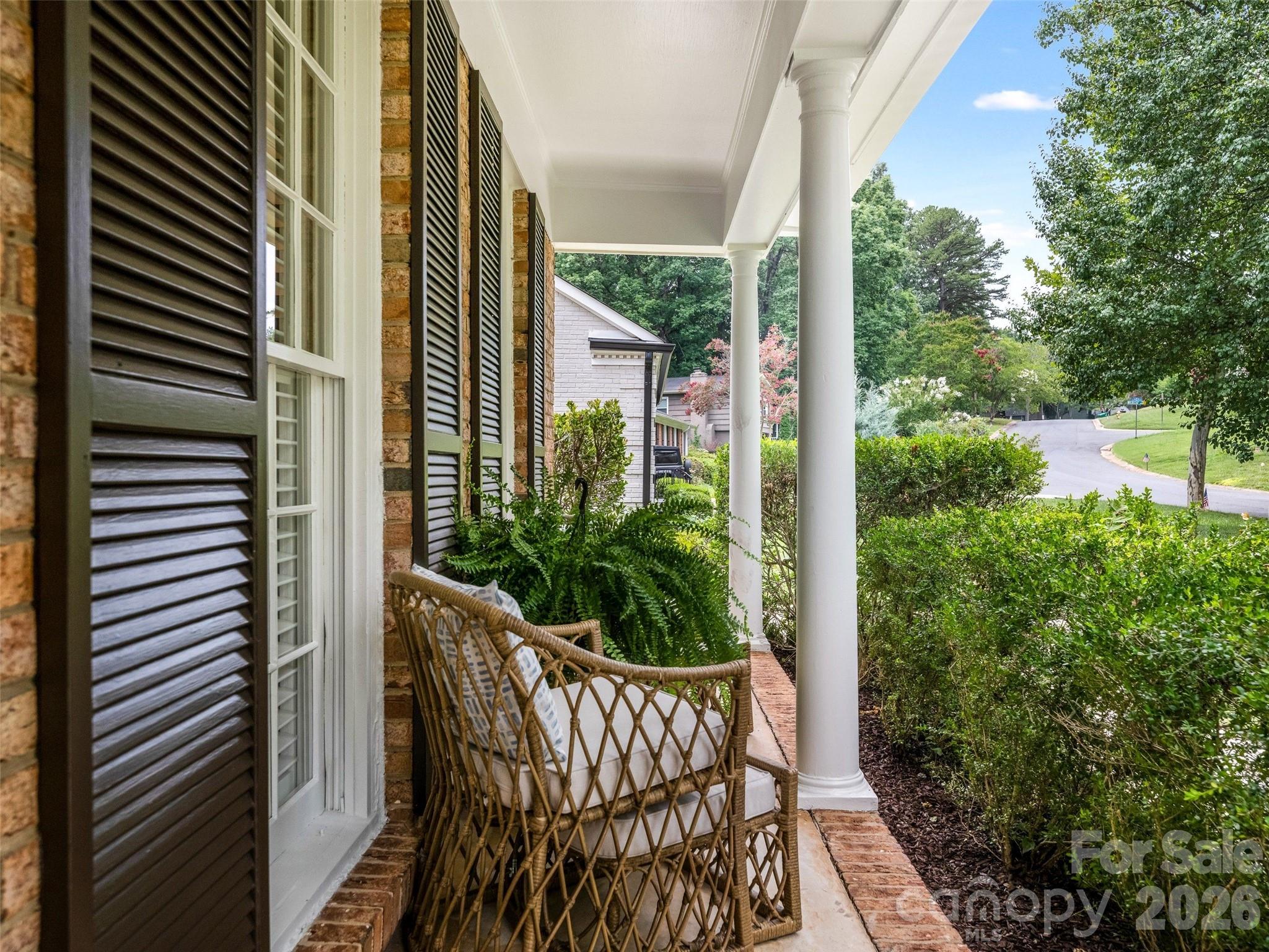 5020 Glenbrier Drive