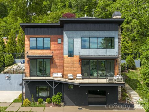 Photo of 127 N Griffing Boulevard, Asheville, NC 28804 (MLS # 4380462)