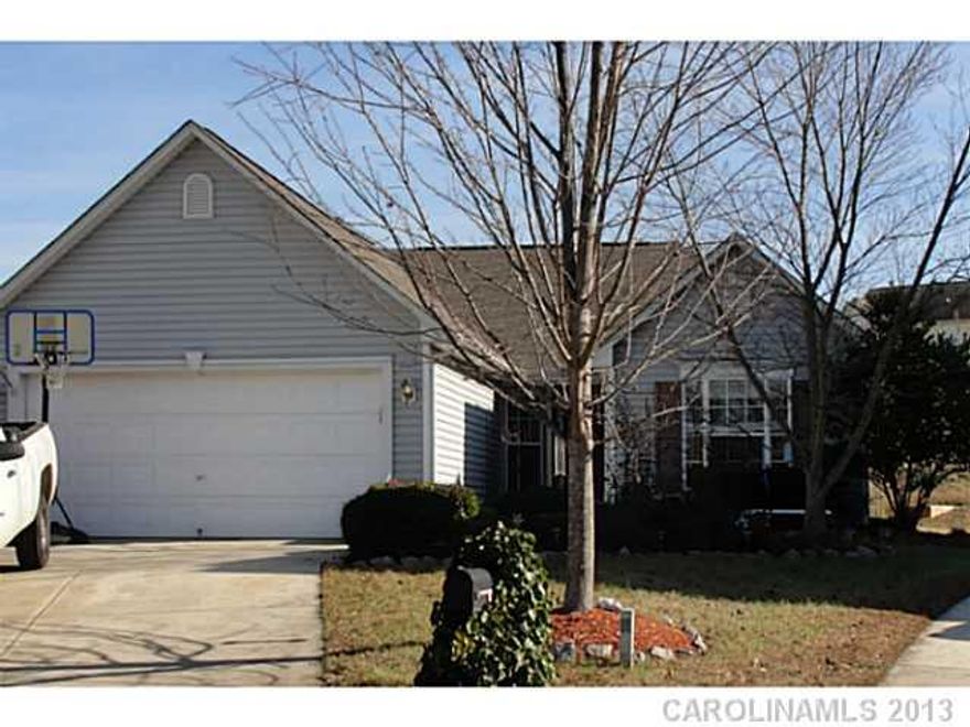 This house is a lovely starter home! Located in a cul-de-sac with 2 apple trees, 1 peach tree,  1 blackberry bush, and a nice grape vine on the property.