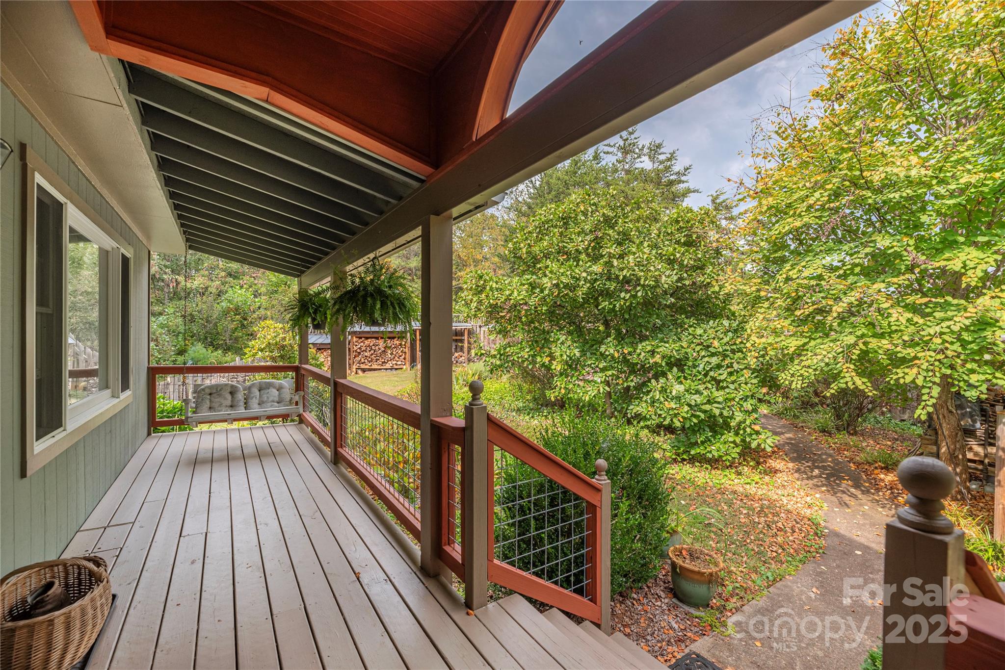 17 Red Oak Lane