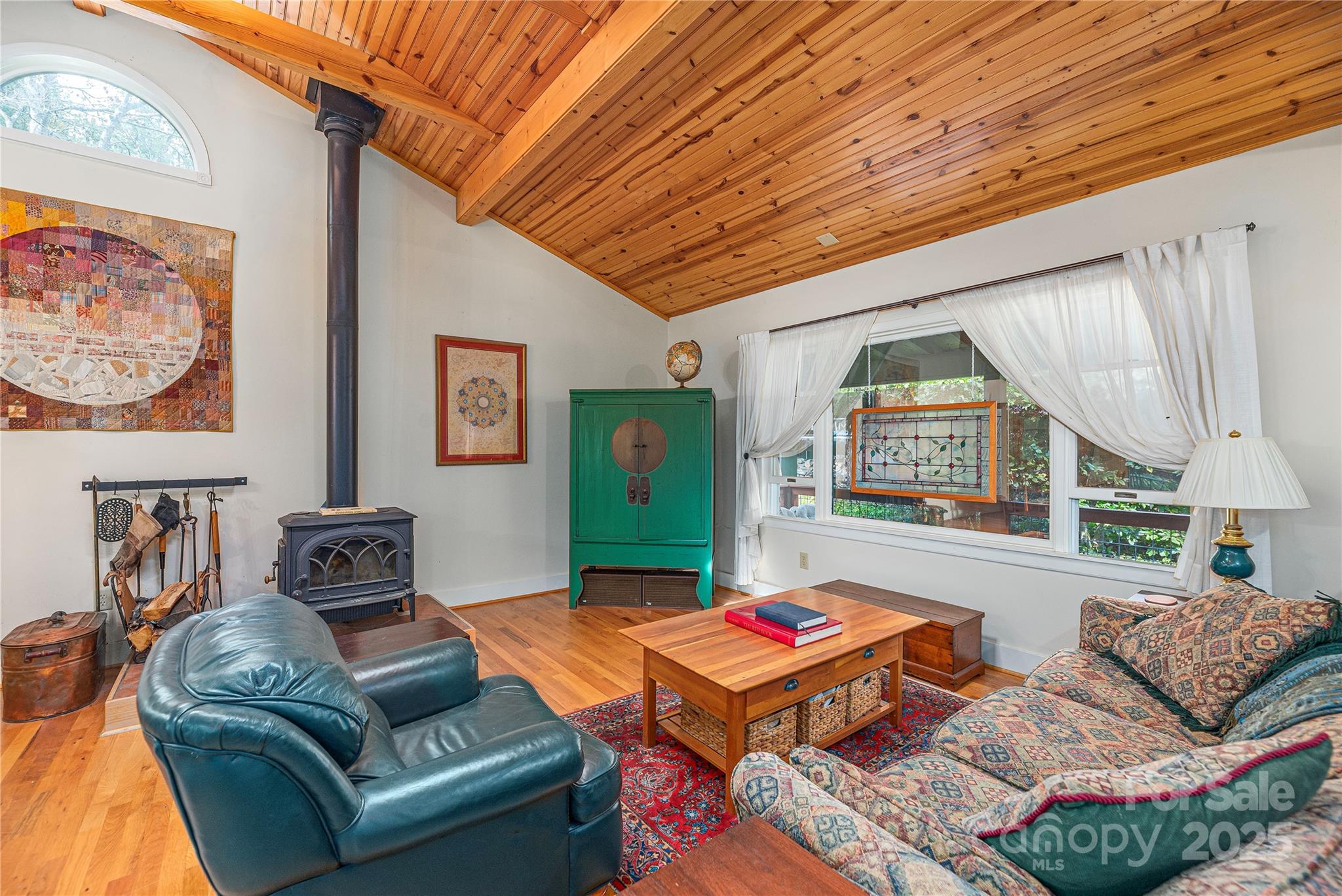 17 Red Oak Lane