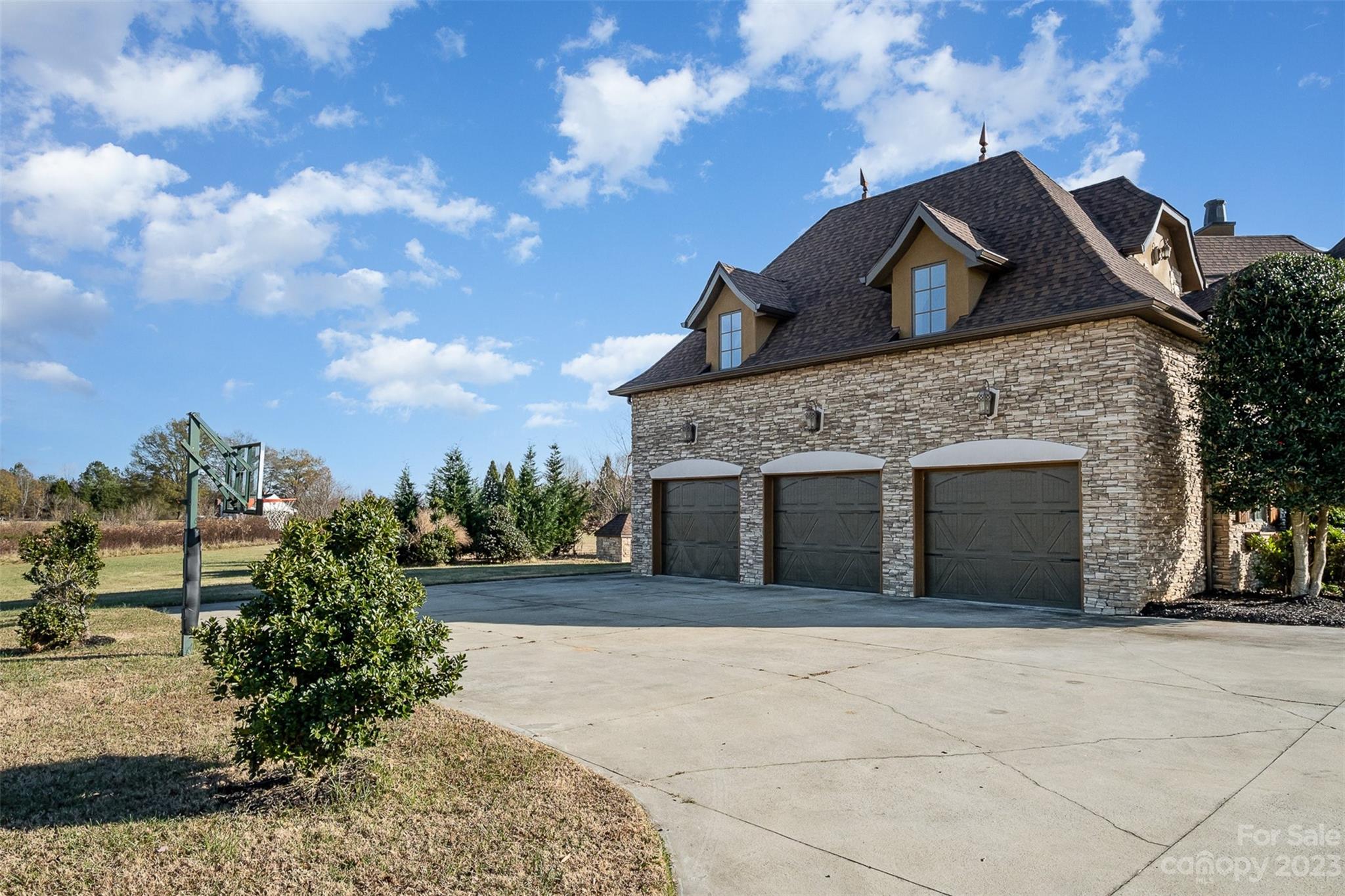 Steeple Gate - Residential