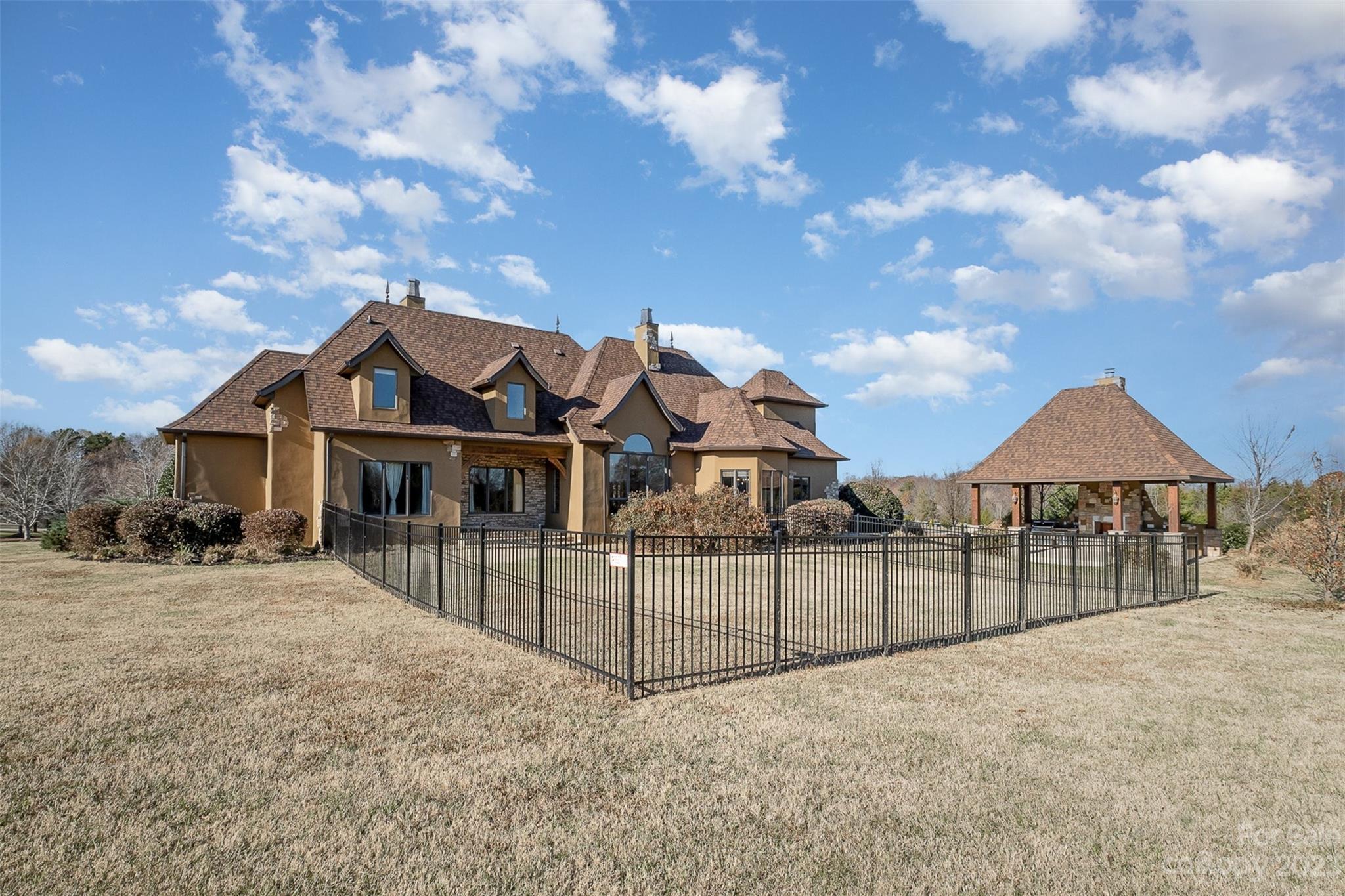Steeple Gate - Residential