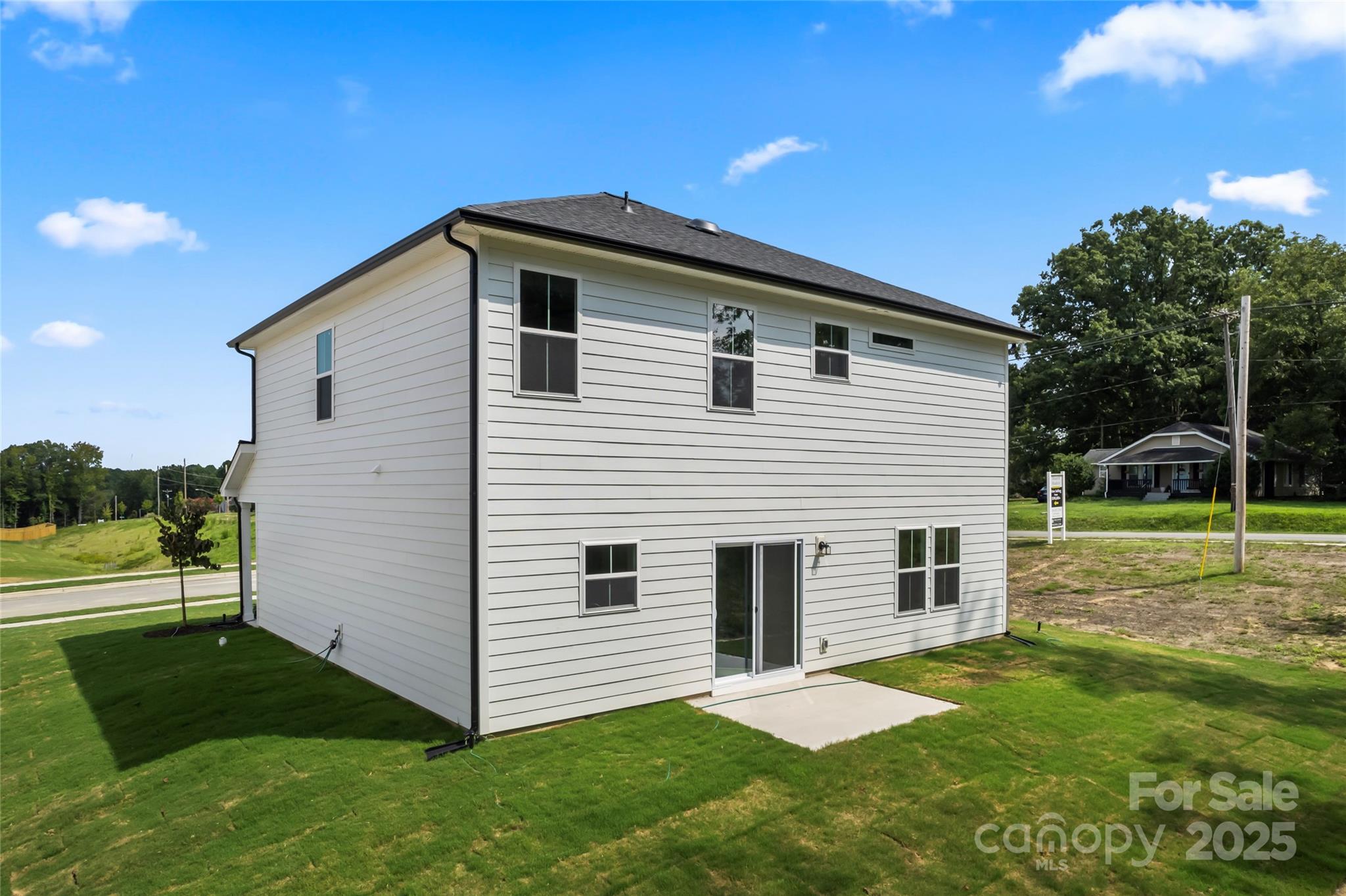 1305 Winged Way 1