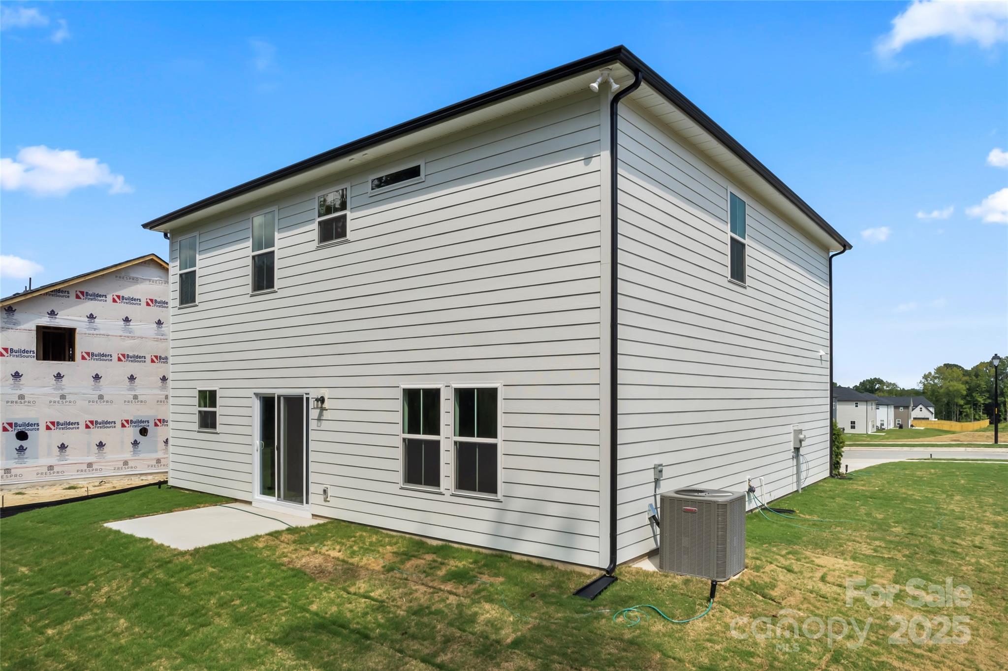 1305 Winged Way 1