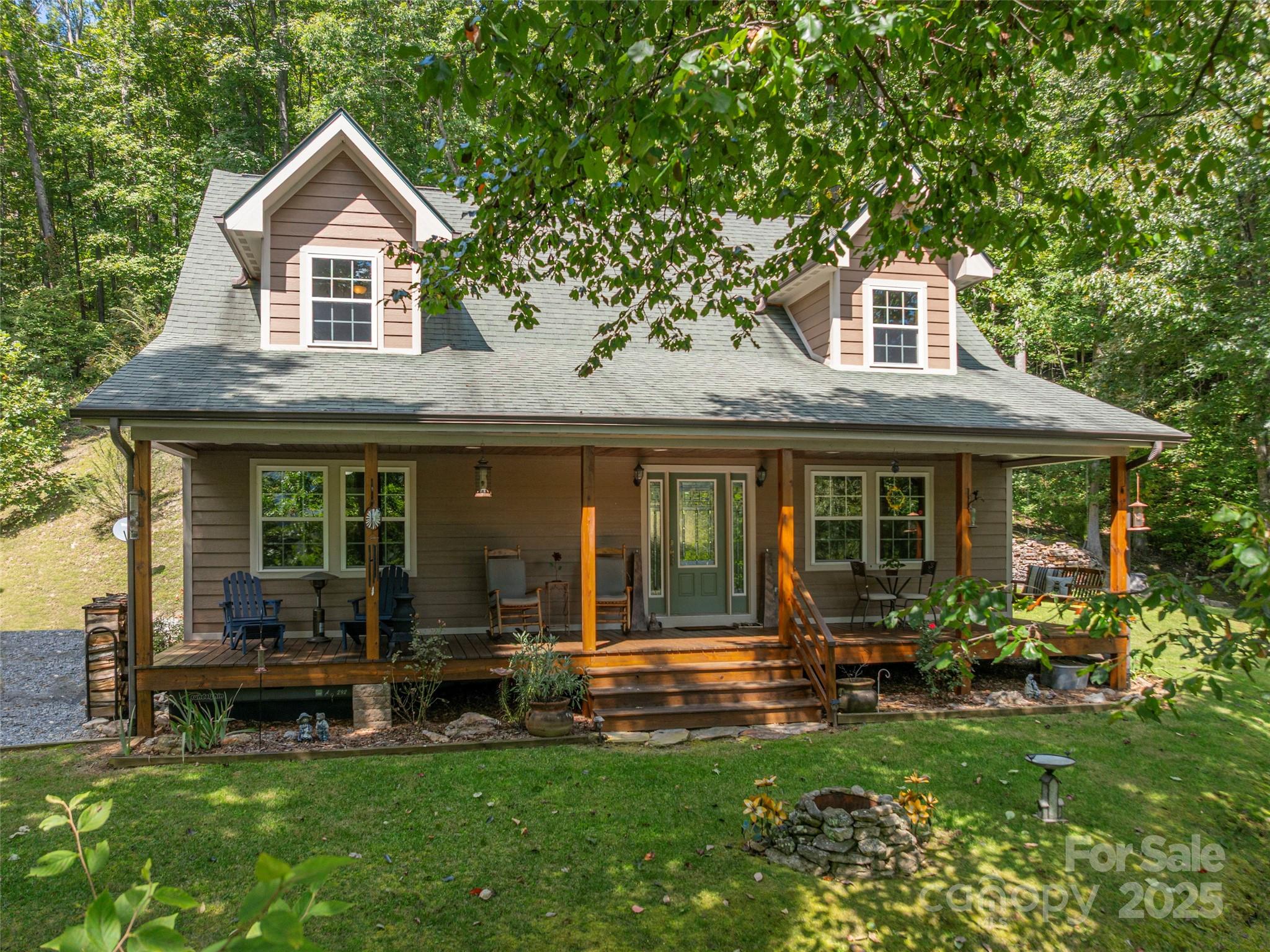 27 Little Roundtop Road