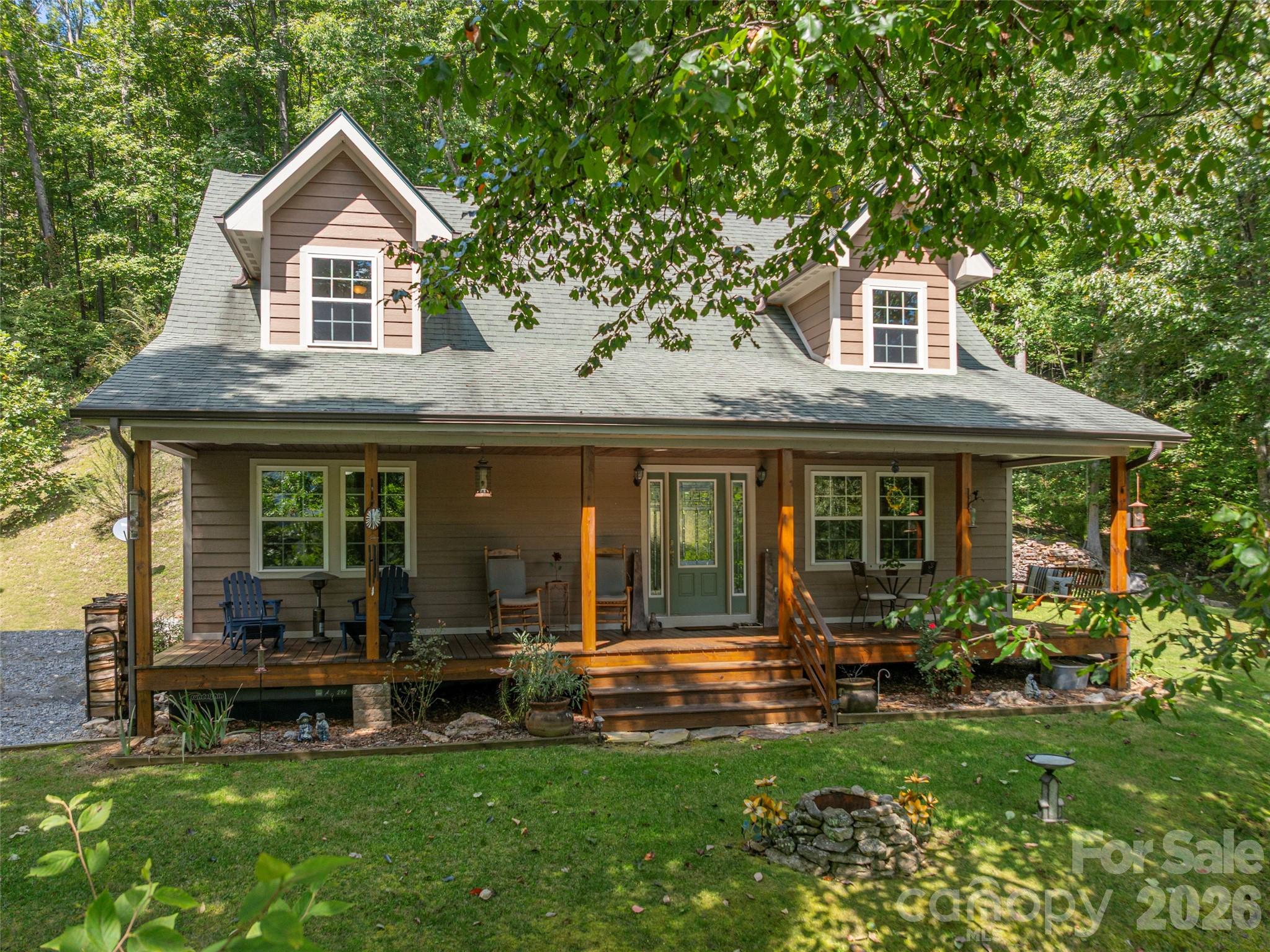 27 Little Roundtop Road