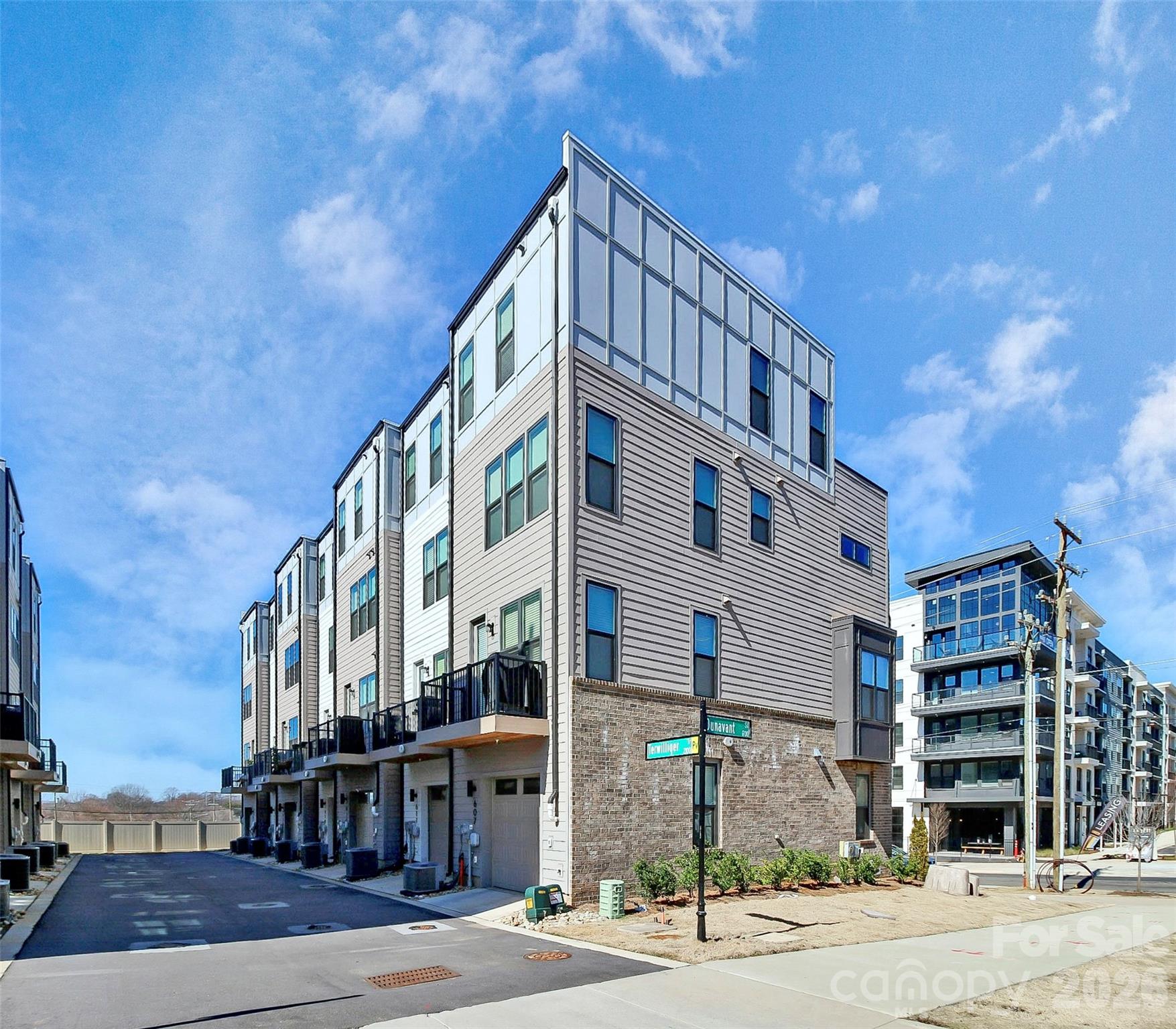 Tremont Station - Residential