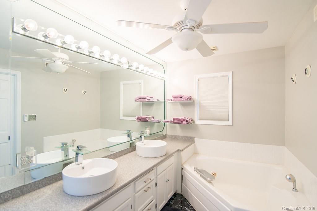 Tega Cay - Residential