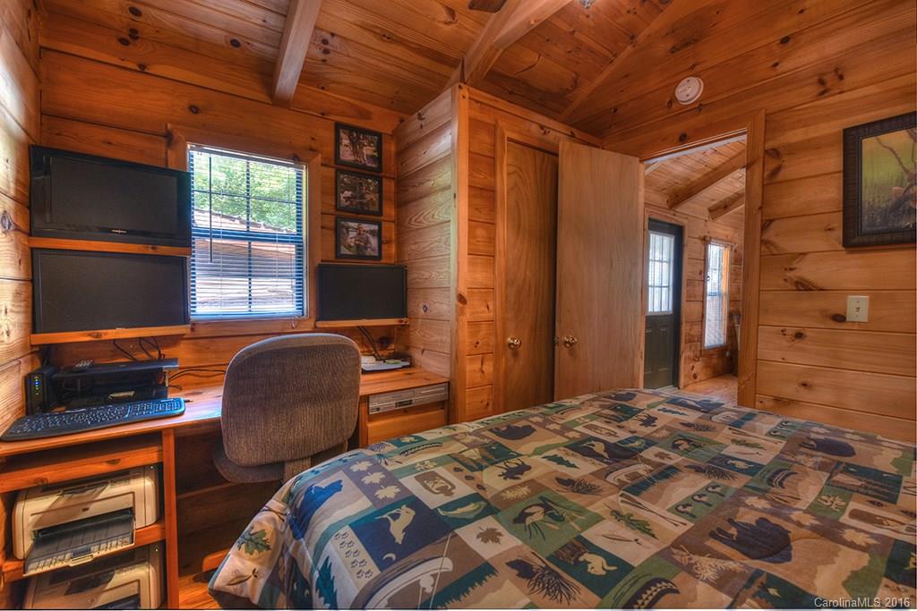 Dogwood Lakes - Residential