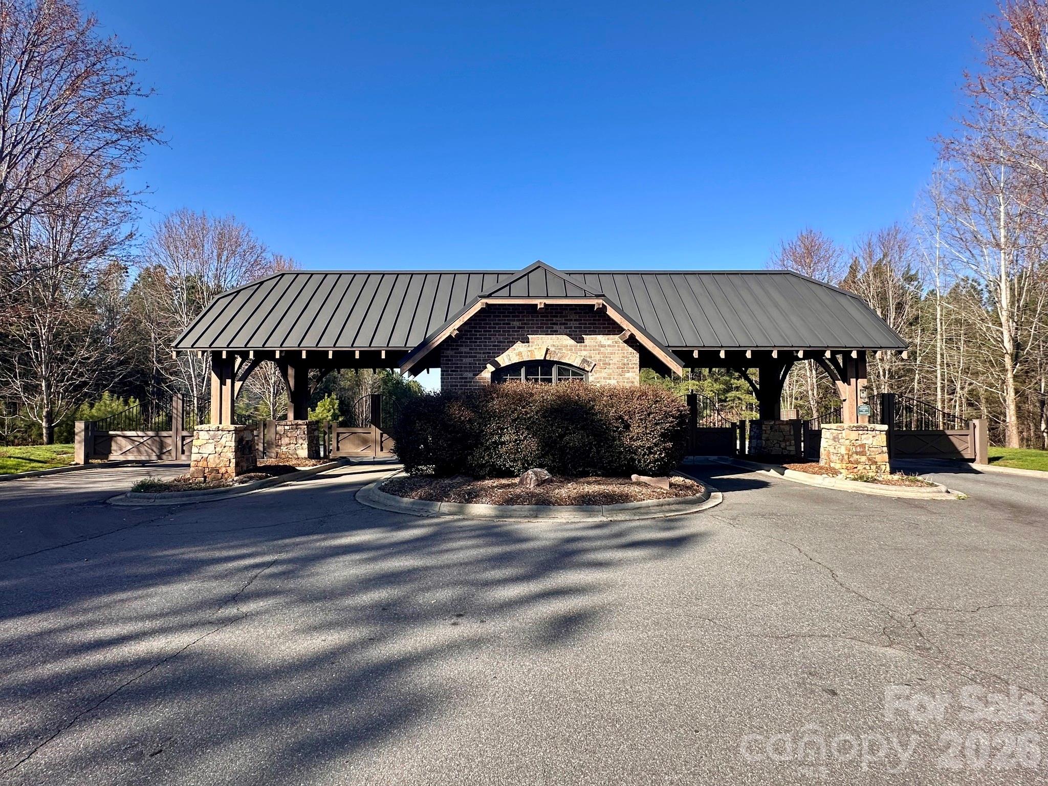 206 W Settings Boulevard