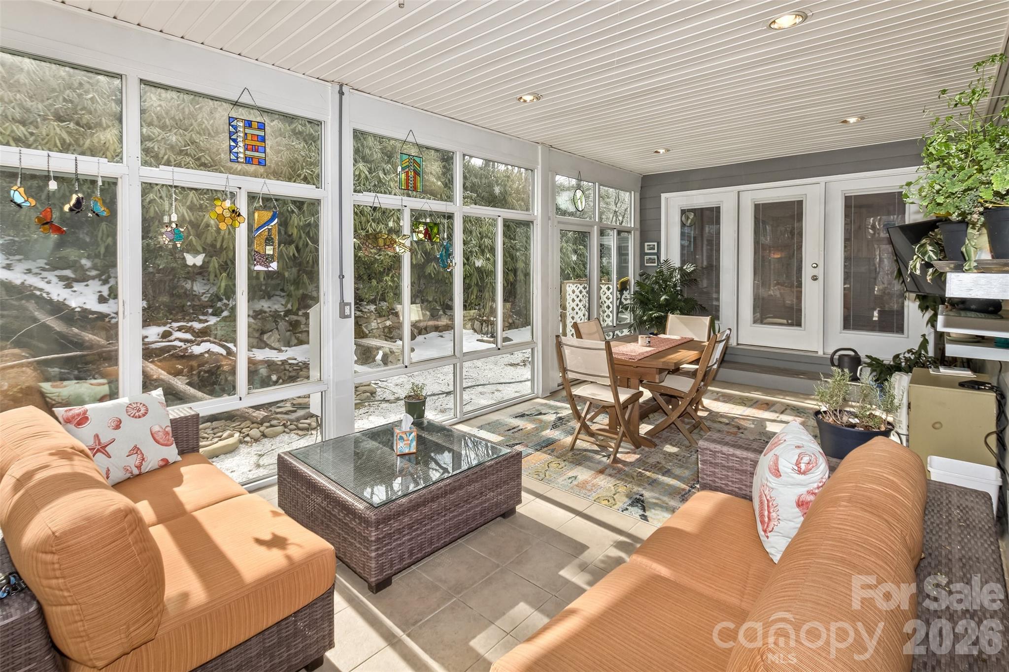 Smoky Falls - Residential