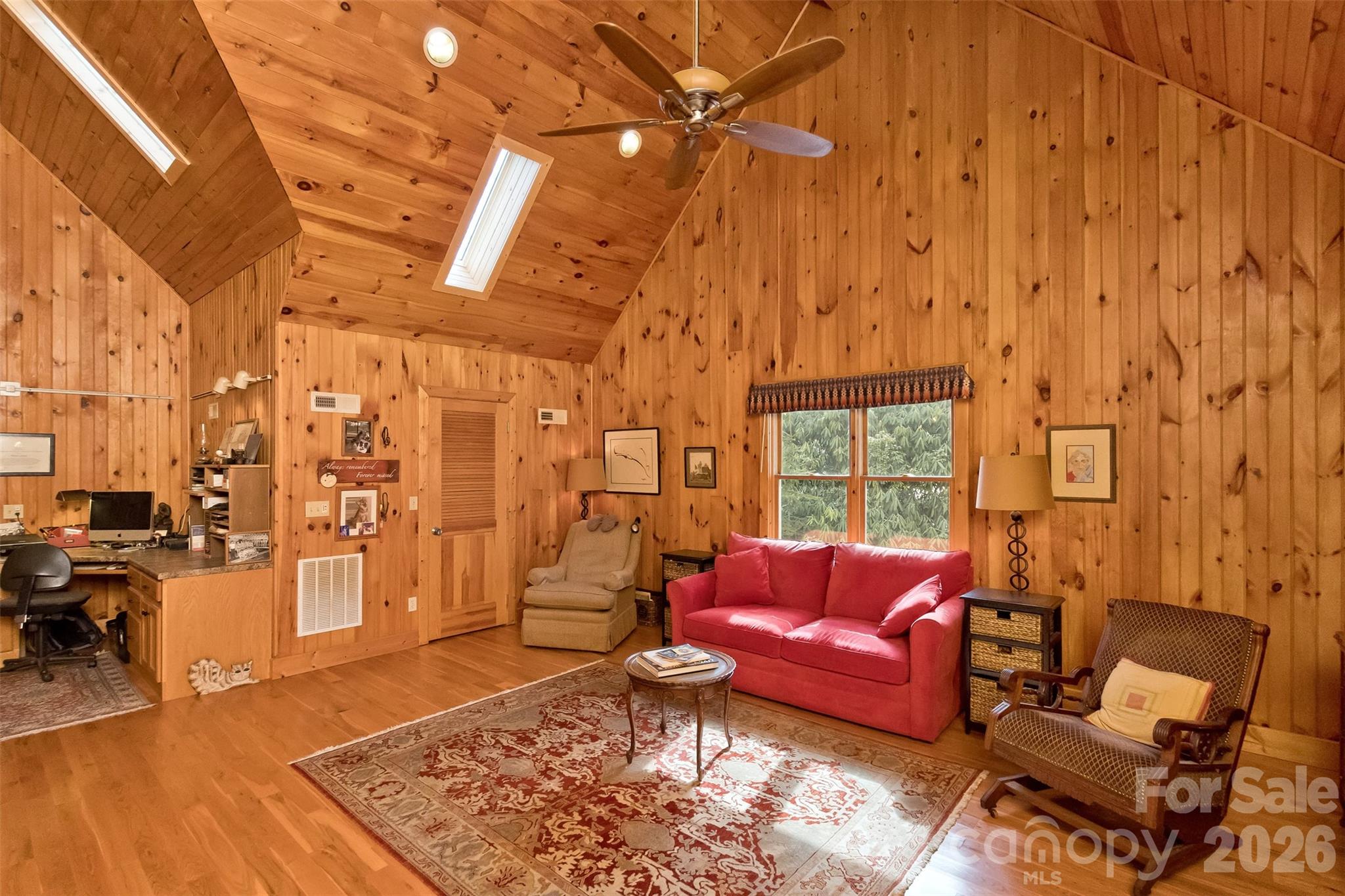 Smoky Falls - Residential