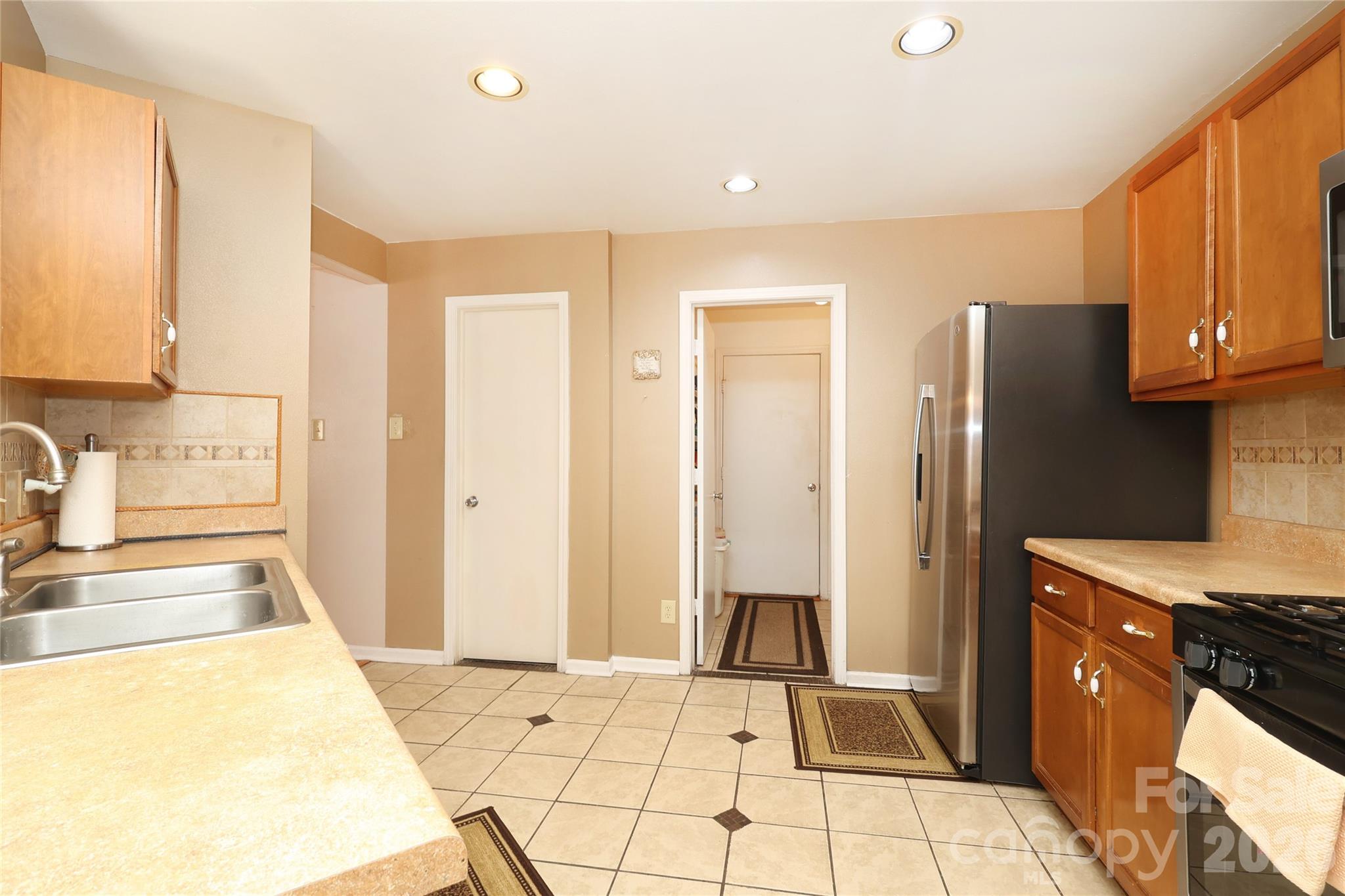 Oakbrooke - Residential