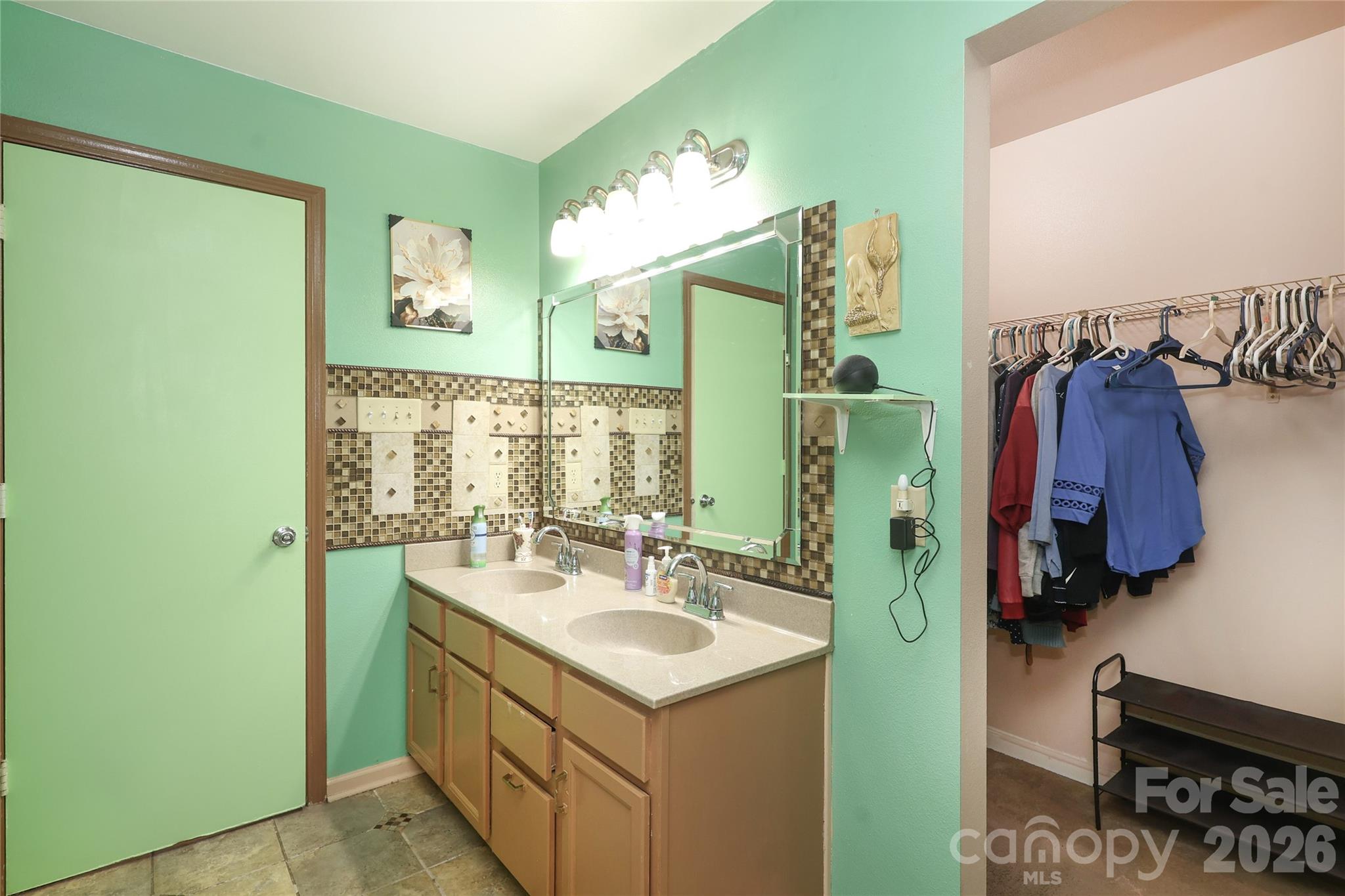 Oakbrooke - Residential