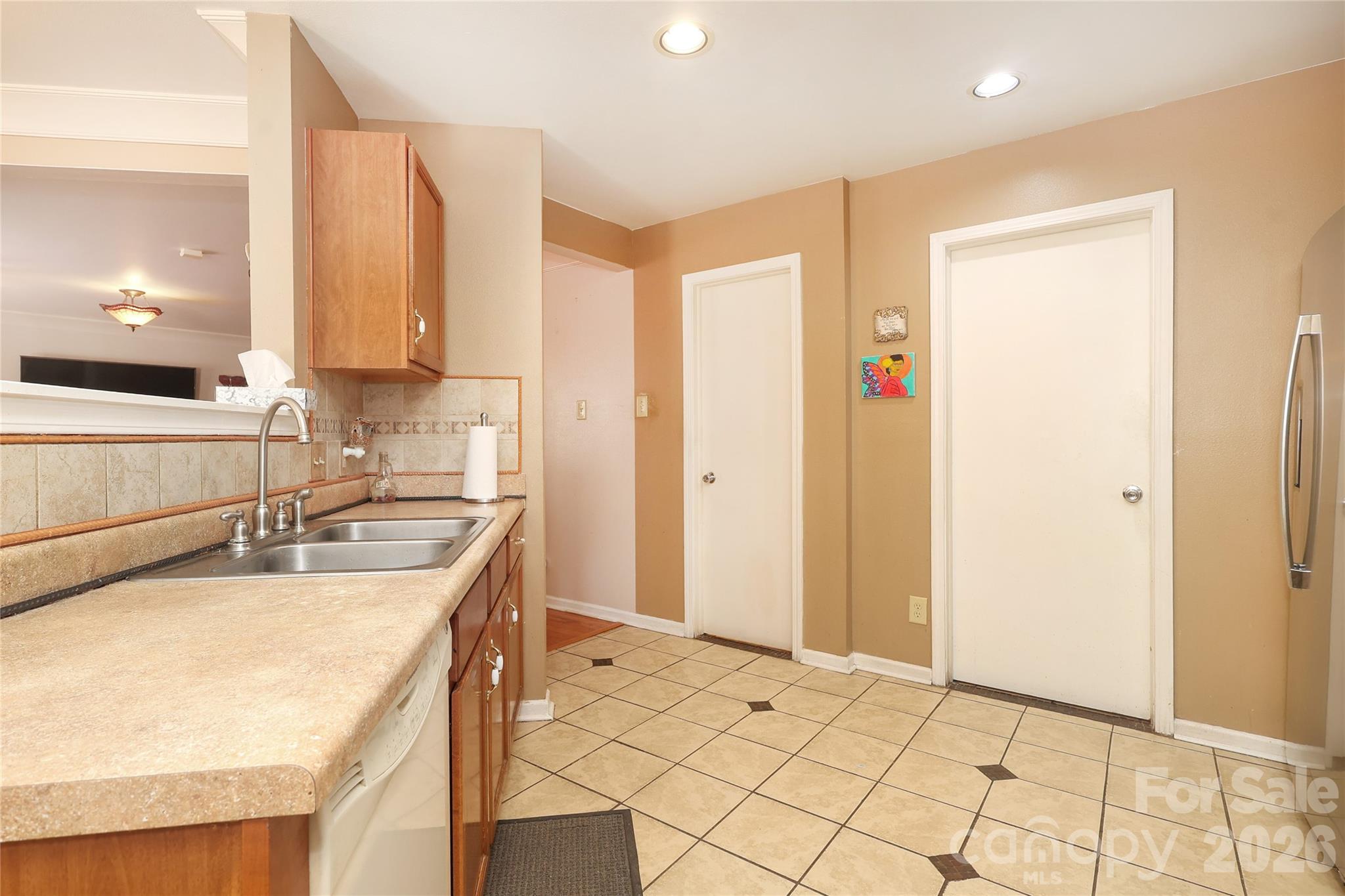 Oakbrooke - Residential