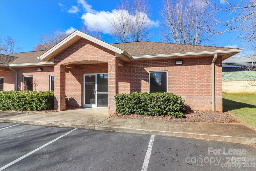 Exceptional Doctor's Office Space Available Now! Discover the perfect location for your medical practice just off Davie Ave, offering  convenience and accessibility. Situated in close proximity to Downtown Statesville, Shopping Centers, Medical Centers, Doctor Offices, Restaurants, and major highways, this prestigious space is ideal for healthcare professionals looking to expand or relocate. Beautiful floors, creating a warm and inviting atmosphere. Abundant natural light that fills the office, creating a comfortable environment. Multiple doctor offices, allowing for versatile use. A receptionist area to enhance the patient experience. This office provides the perfect blend of accessibility, comfort, and professional ambiance, making it an excellent choice for a medical practice or other professional office. Don't miss out on the chance to elevate your practice in this prime location.