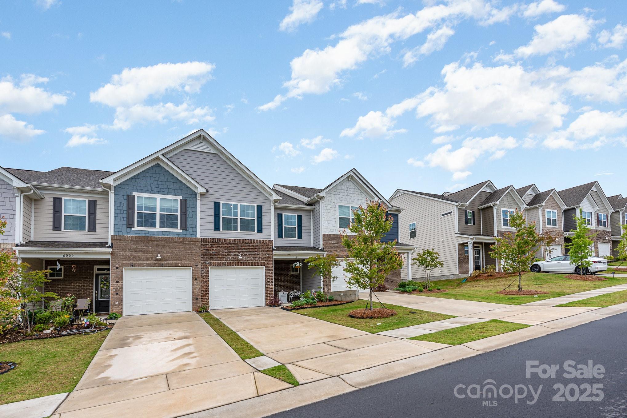 6011 Chelsea Oaks Ridge