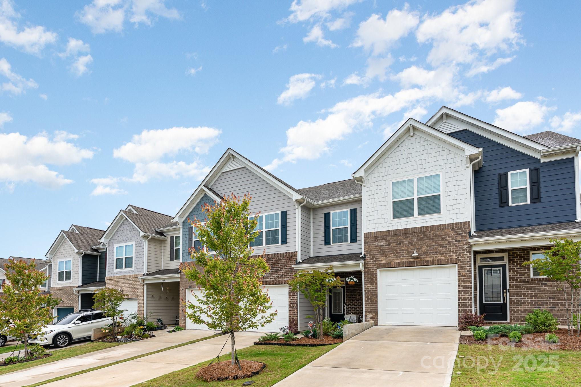 6011 Chelsea Oaks Ridge