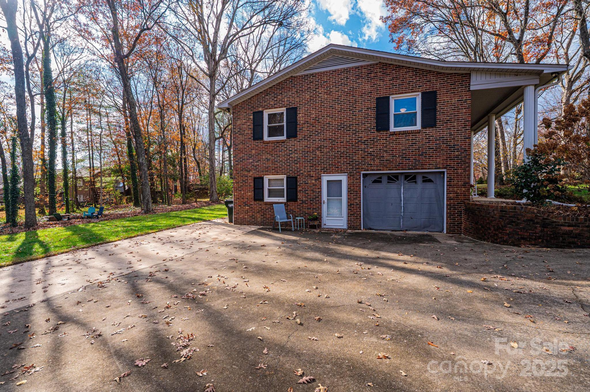 Huntington Forest - Residential