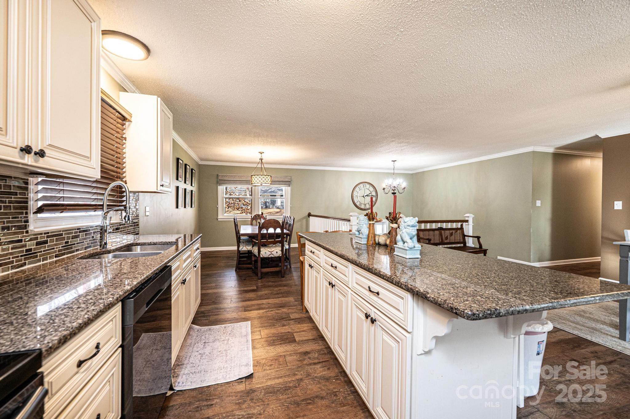 Huntington Forest - Residential