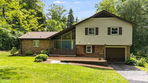 Photo of 32 Mayfair Drive, Candler, NC 28715 (MLS # 4392323)