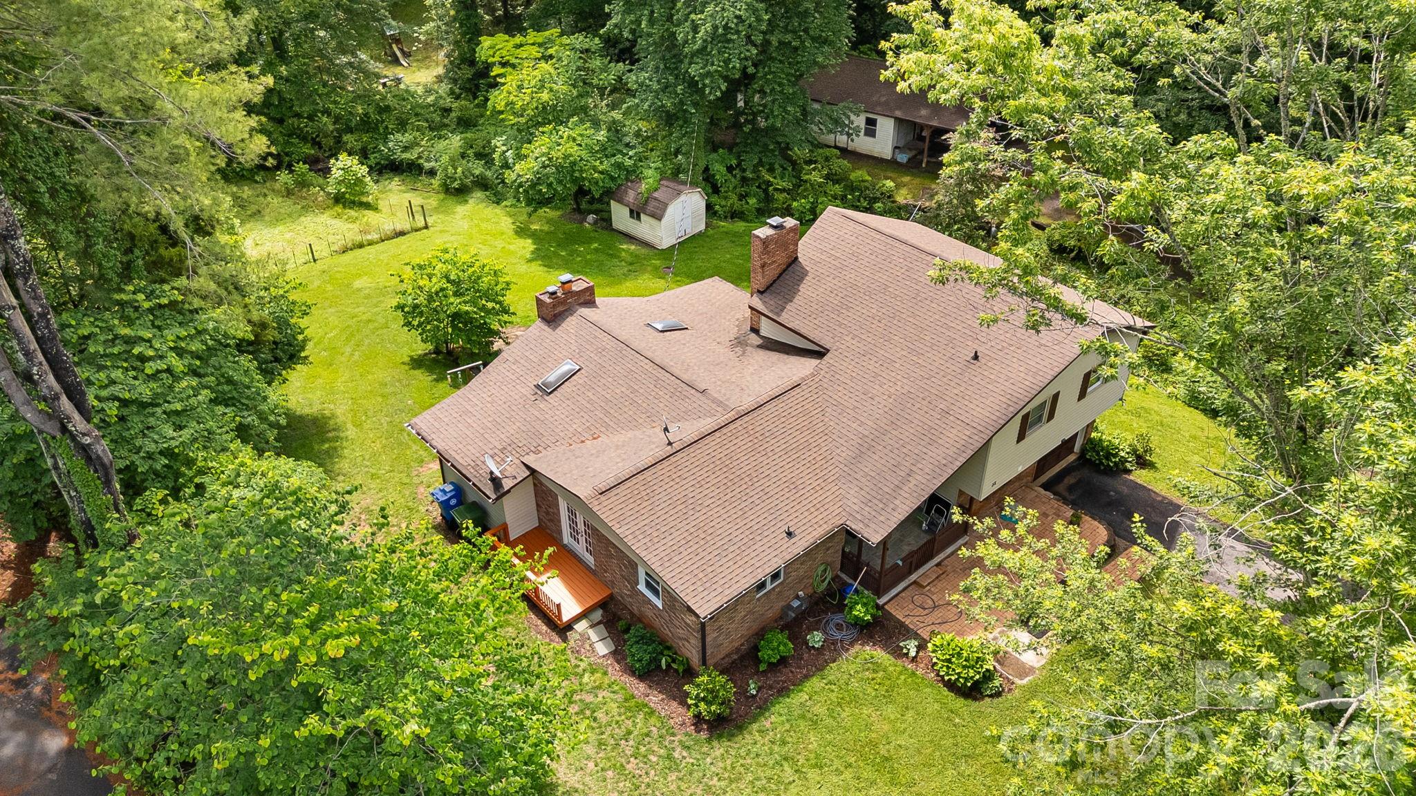 32 Mayfair Drive