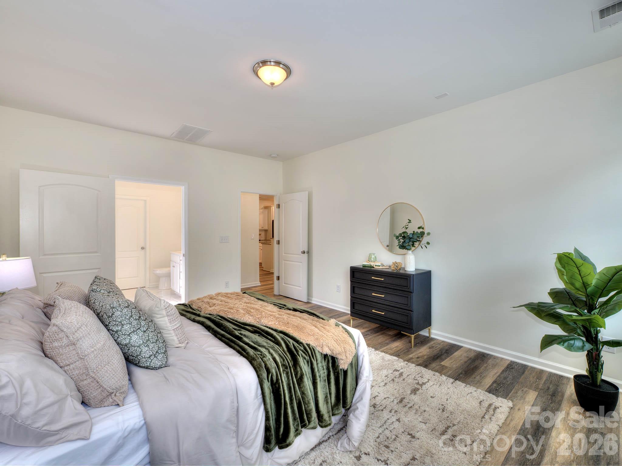 Clarabella - Residential