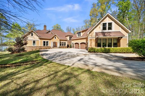 2312 Rocky Cove Lane Denton NC 27239