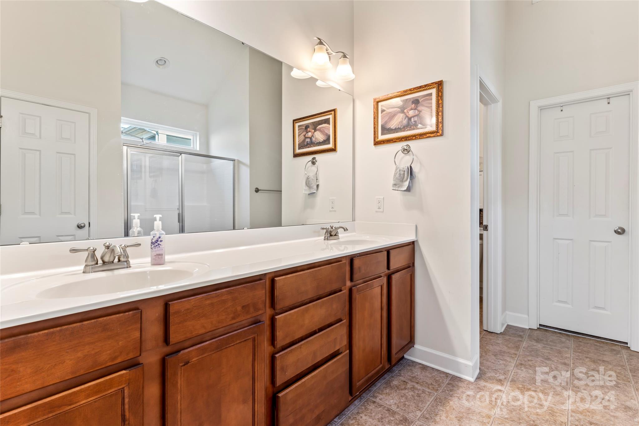 Heritage Hall - Residential