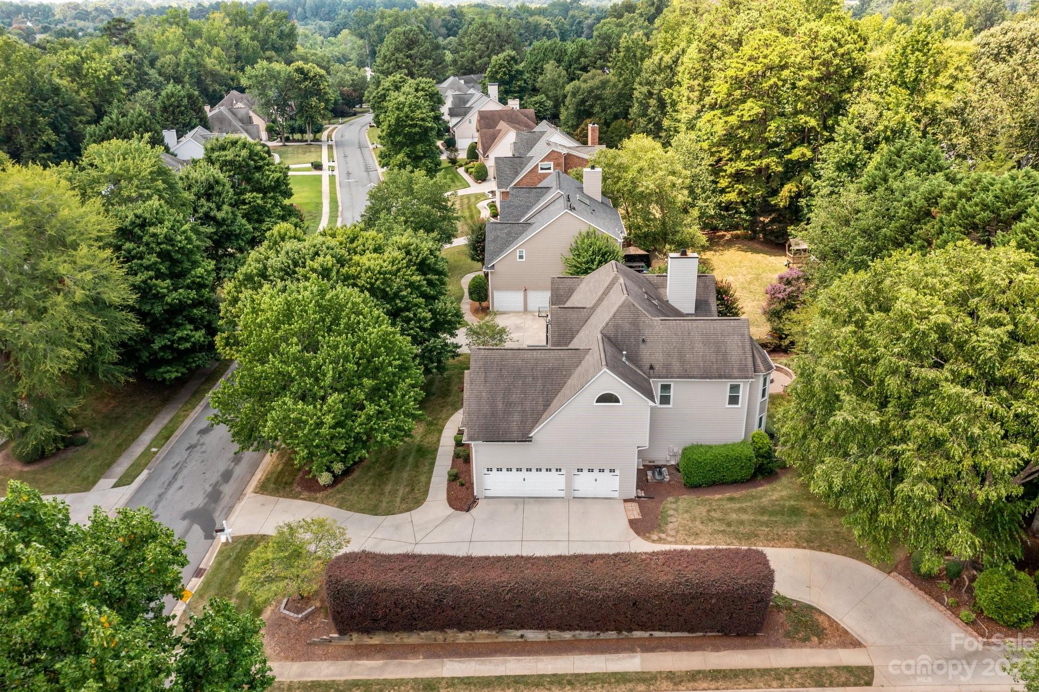 The Hamptons - Residential