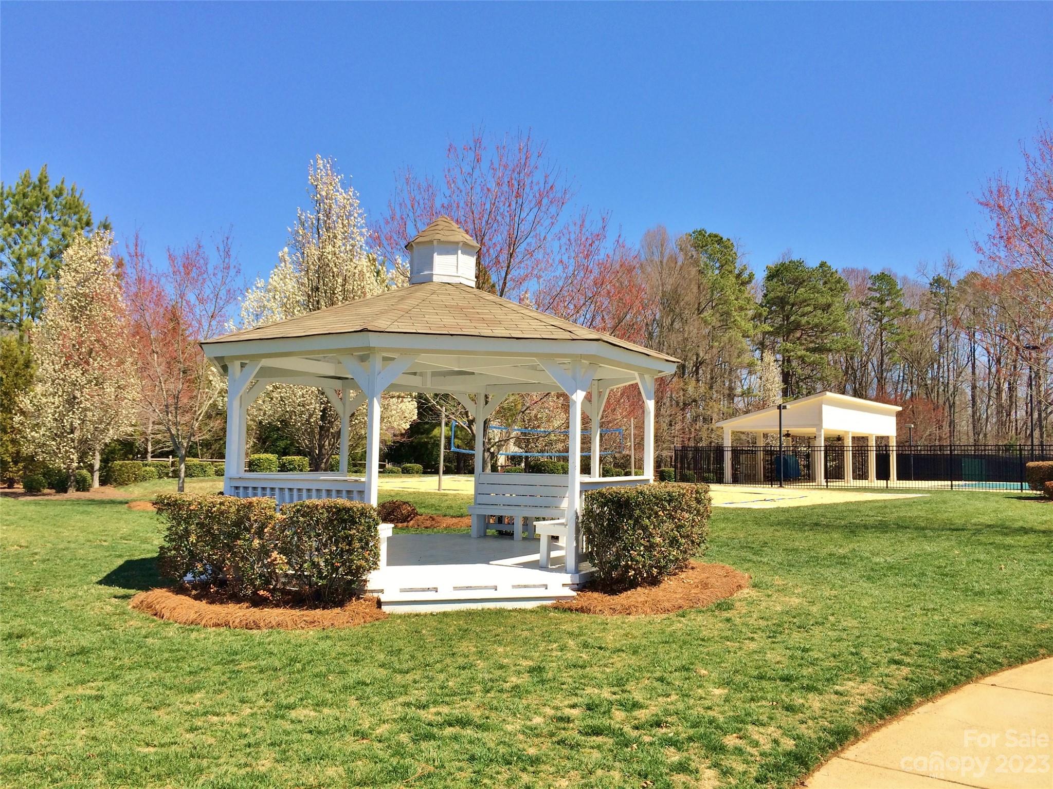 The Hamptons - Residential