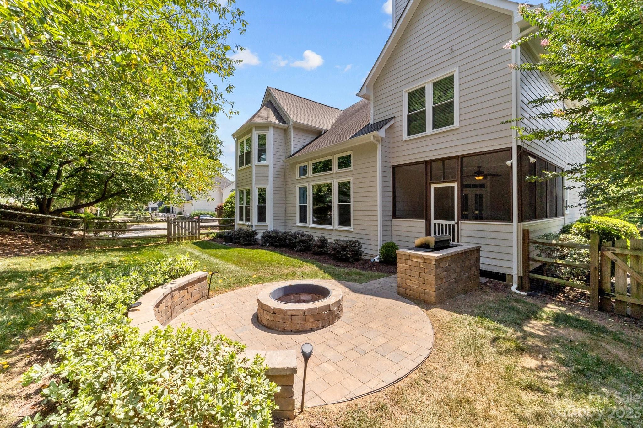 The Hamptons - Residential