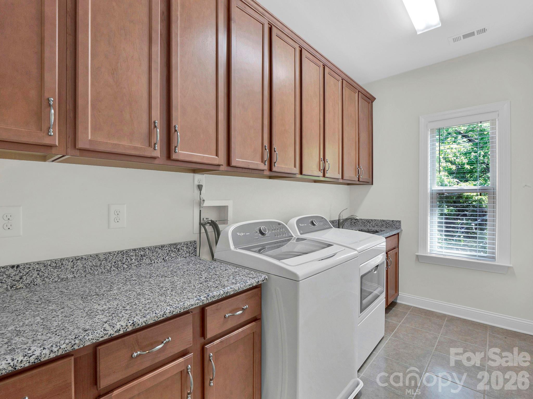 Lake Forest Preserve - Residential