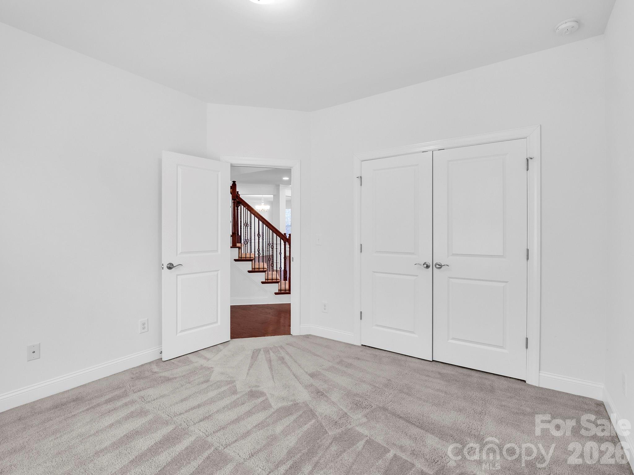 Lake Forest Preserve - Residential